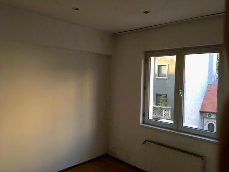 Vind apartament 2 camere - 10
