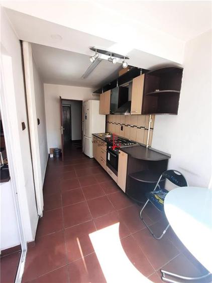 Apartament cu 2 camere semidecomandat în Iancului