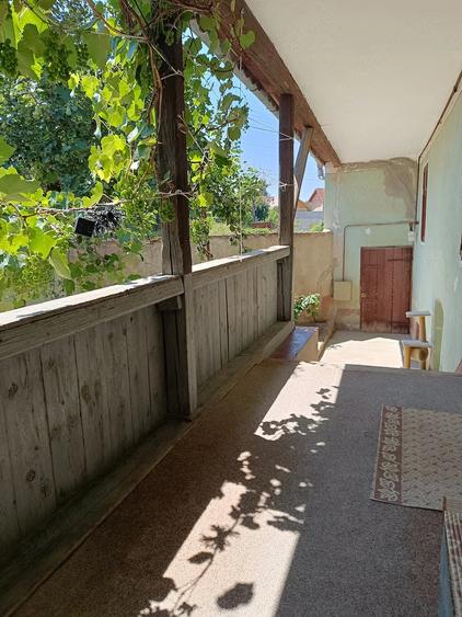 Casă cu 3 camere cu Teren 700 Mp în Exterior Vest