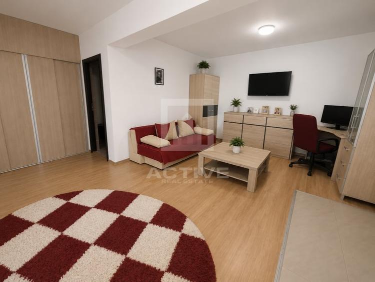 Apartament cu 2 camere semidecomandat, mobilat în Florești