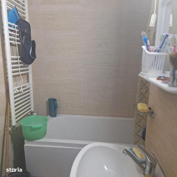Apartament cu 2 camere, mobilat în Micești