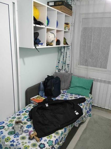 Apartament cu 3 camere decomandat în Blejoi