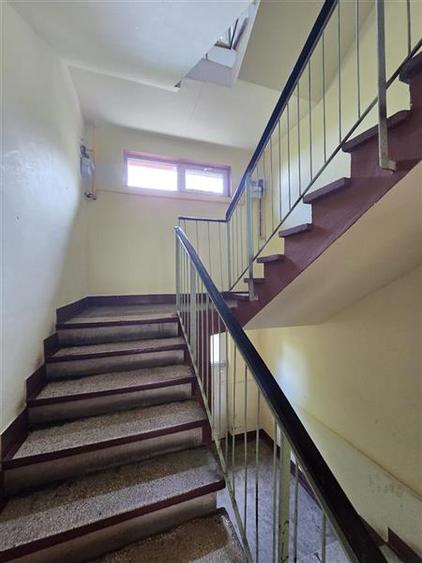 Apartament cu 2 camere decomandat în Triaj