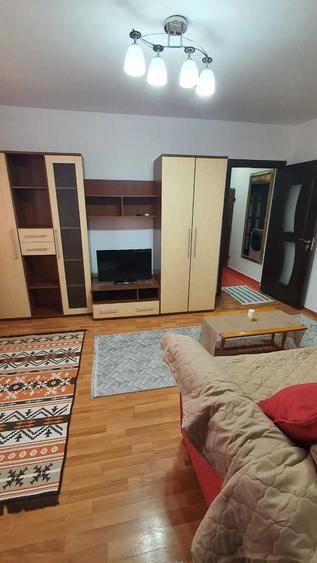 Apartament cu 2 camere nedecomandat în Malu Roșu
