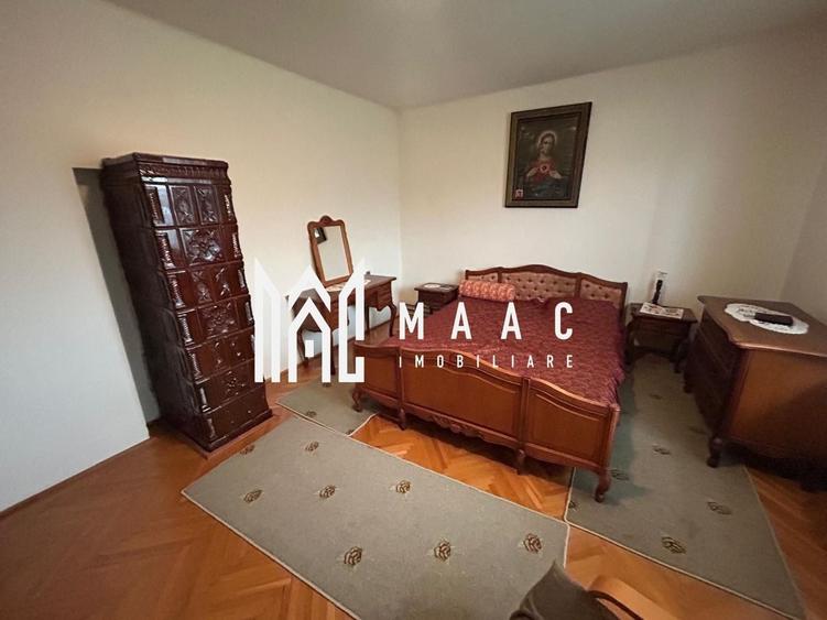 Casă individuală cu 6 camere cu Canalizare în Central