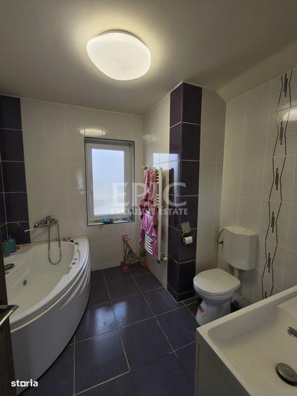 Casă cu 4 camere cu Teren 570 Mp în Gănești