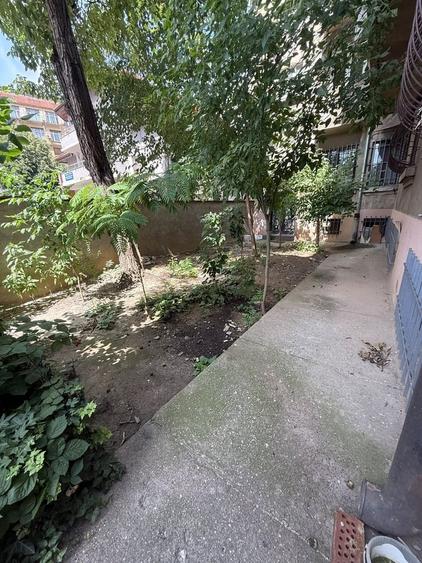 Apartament decomandat în Universitate