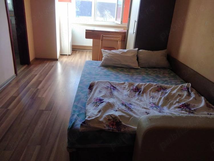 Garsonieră decomandată în Central