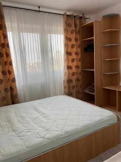 Apartament cu 2 camere decomandat în Podgoria