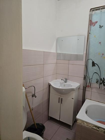 Garsonieră decomandată în Medicină