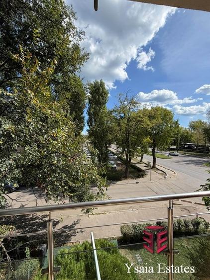 Apartament cu 3 camere decomandat în Universitate