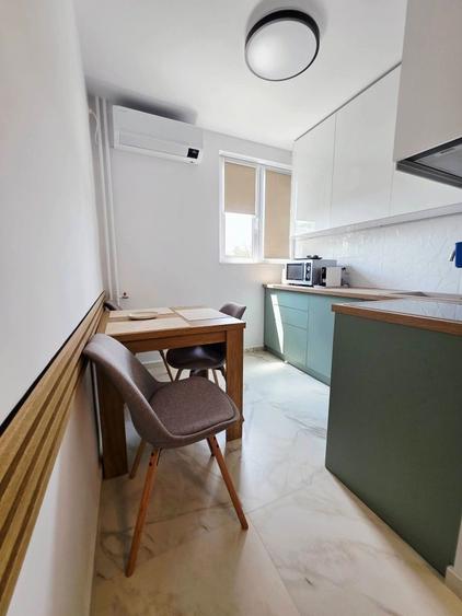 Apartament cu 2 camere decomandat în Decebal