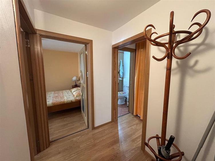 Apartament cu 3 camere decomandat, mobilat în Brăilei