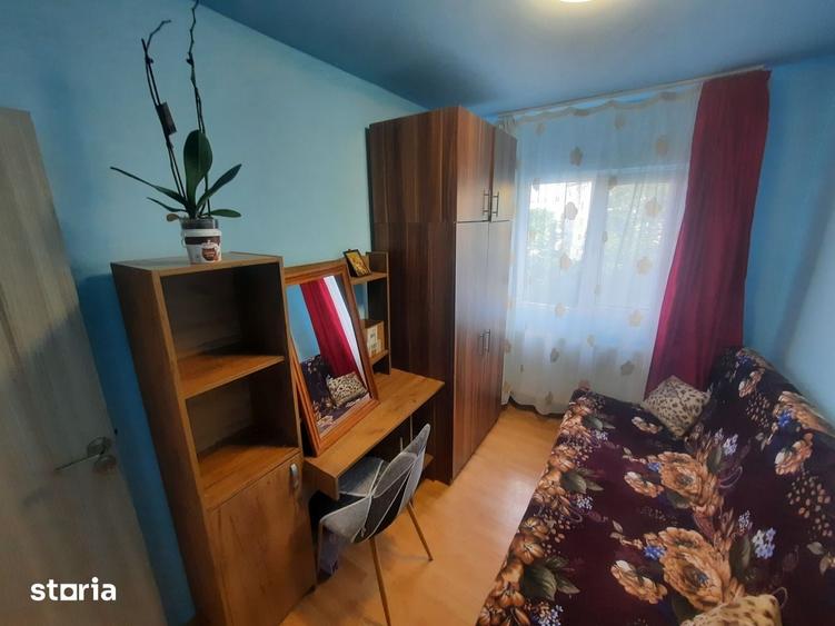 Vand apartament 3 camere Et.2 Micro 15 - Satu Mare - 9