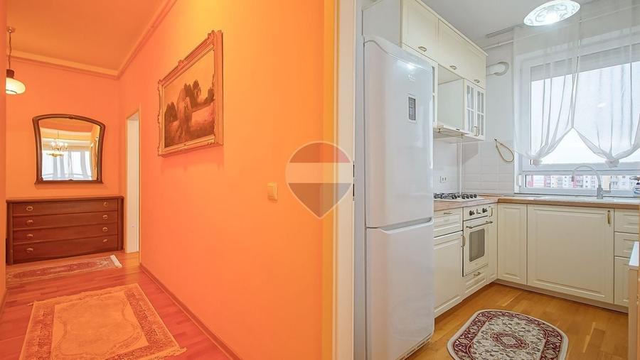 Apartament cu 2 camere decomandat, mobilat în Avantgarden