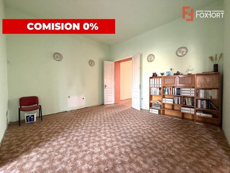 Apartament cu 5 camere decomandat în Elisabetin