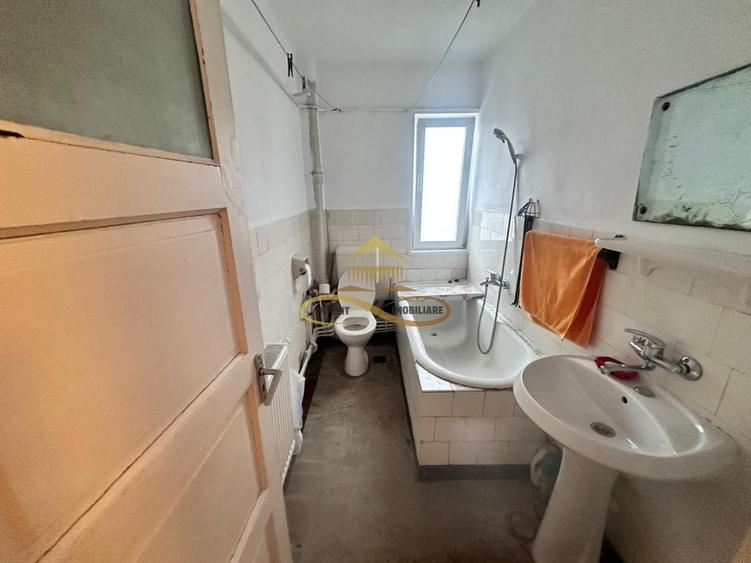 Apartament cu 2 camere nedecomandat, mobilat în Ultracentral