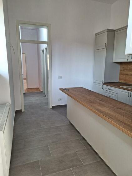 DE INCHIRIAT  RENOVAT ULTRACENTRAL, PRET NEGOCIABIL - 7