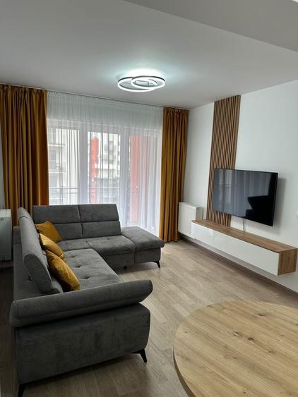 Apartament cu 2 camere decomandat în Exterior Vest