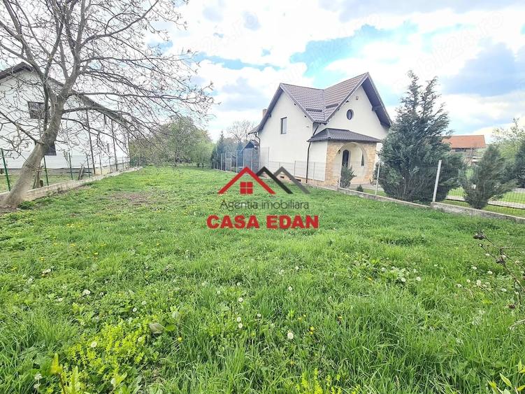 Teren de 586 mp, în Bănești