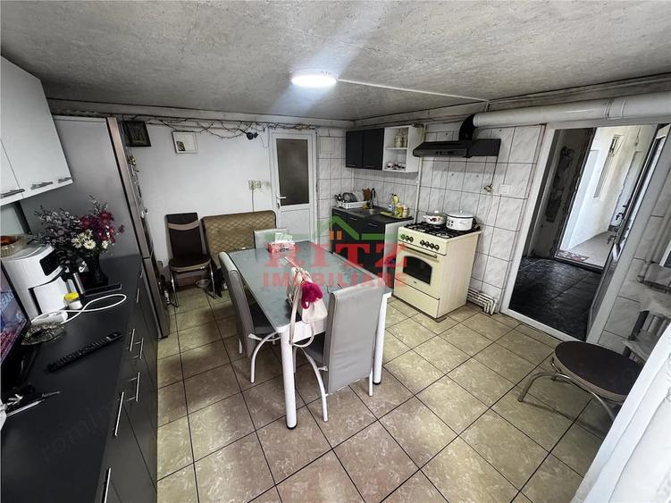Casă cu 5 camere cu Teren 628 Mp în Orașul de Jos