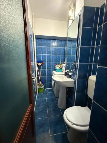 Apartament cu 4 camere decomandat în Central