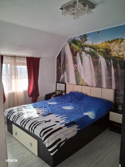 Casă cu 4 camere cu Teren 150 Mp în Bradu