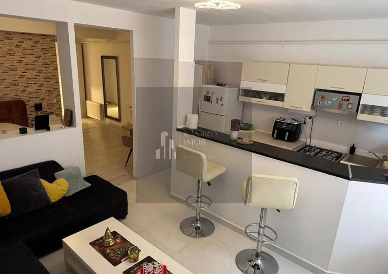 Apartament cu 2 camere semidecomandat, mobilat în Apărătorii Patriei