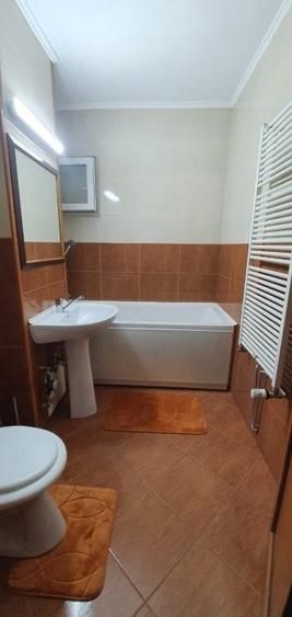 Apartament cu 2 camere decomandat în Decebal