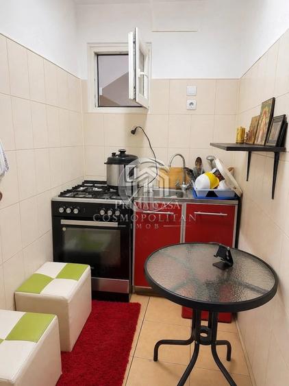 Camera de camin cu baie proprie ~ zona Brosteni/Contactoare ~ etaj 2 ~ - 3