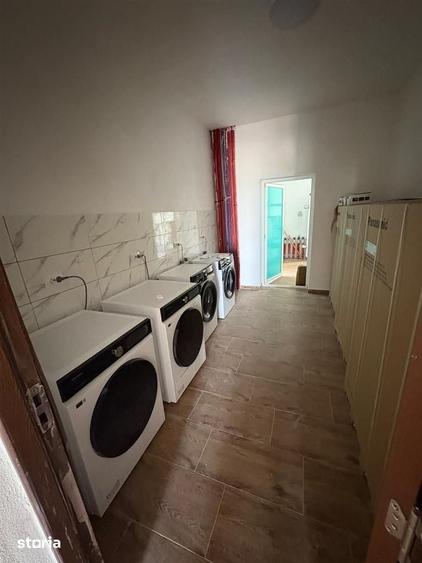 Apartament cu 8 camere în Cetate