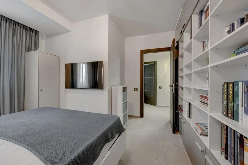 Apartament cu 4 camere decomandat, mobilat în Calea Călărașilor