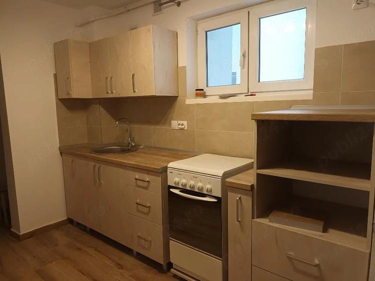 Apartament cu 2 camere decomandat în Zahana