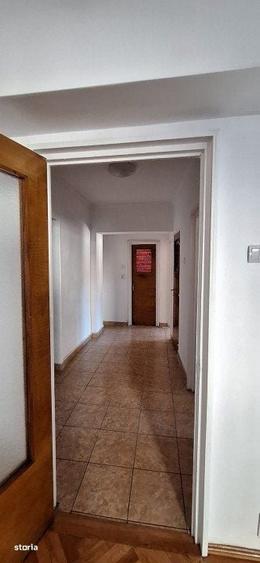 Apartament cu 2 camere decomandat în Ultracentral