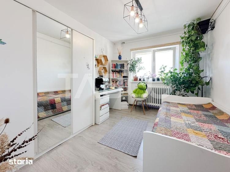 Apartament cu 4 camere decomandat, mobilat în Bulgaria