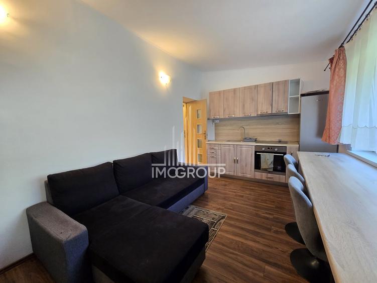 Apartament cu 3 camere semidecomandat, mobilat în Zorilor