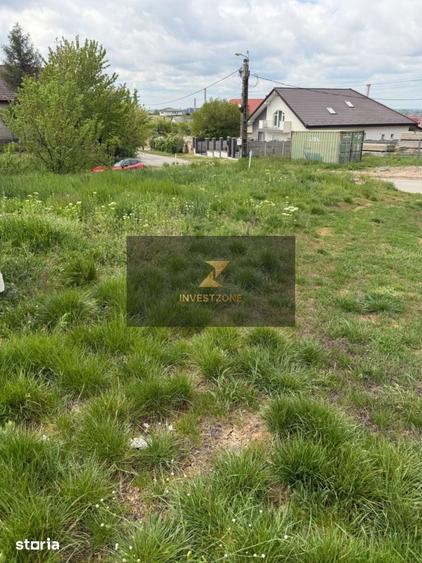 Teren de 708 mp, în Oncea