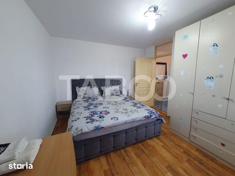 Apartament cu 2 camere decomandat, mobilat în Central