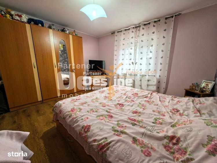 Apartament cu 2 camere decomandat în Valea Adâncă