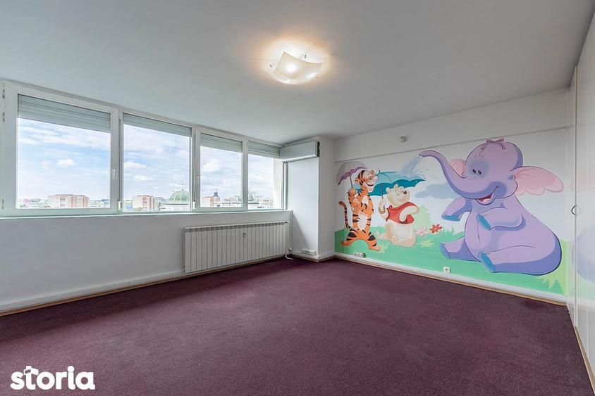Apartament cu 4 camere, mobilat în Centrul Civic