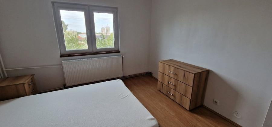 Apartament cu 2 camere în Micălaca