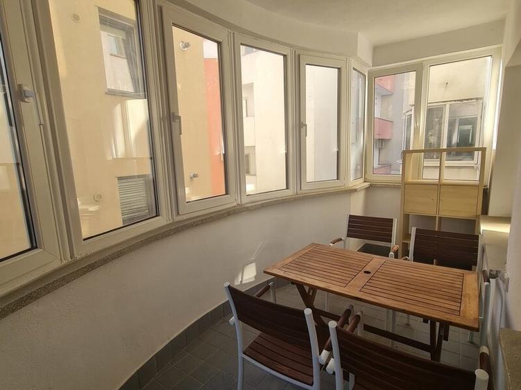 Apartament cu 3 camere decomandat, mobilat în Herăstrău