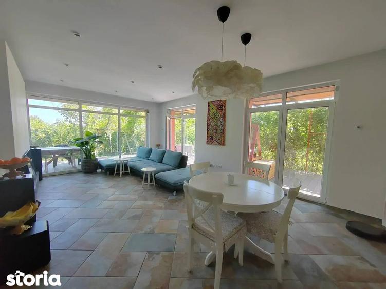 Casă cu 3 camere decomandat cu Teren 830 Mp în Corbeanca
