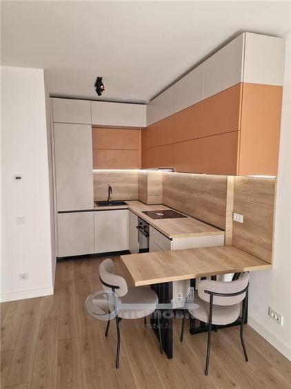 Apartament cu 2 camere decomandat în Baza 3 — fotografia 1