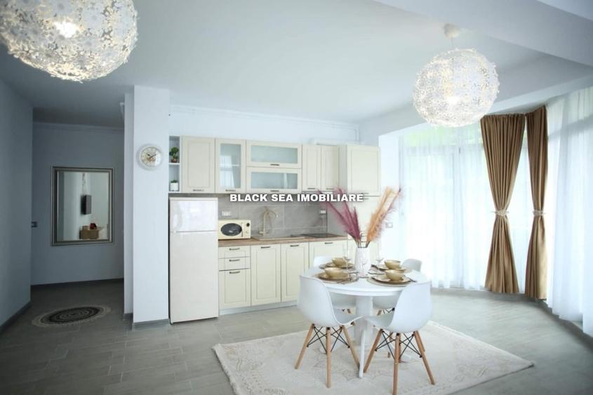 Apartament cu 2 camere, mobilat în Central