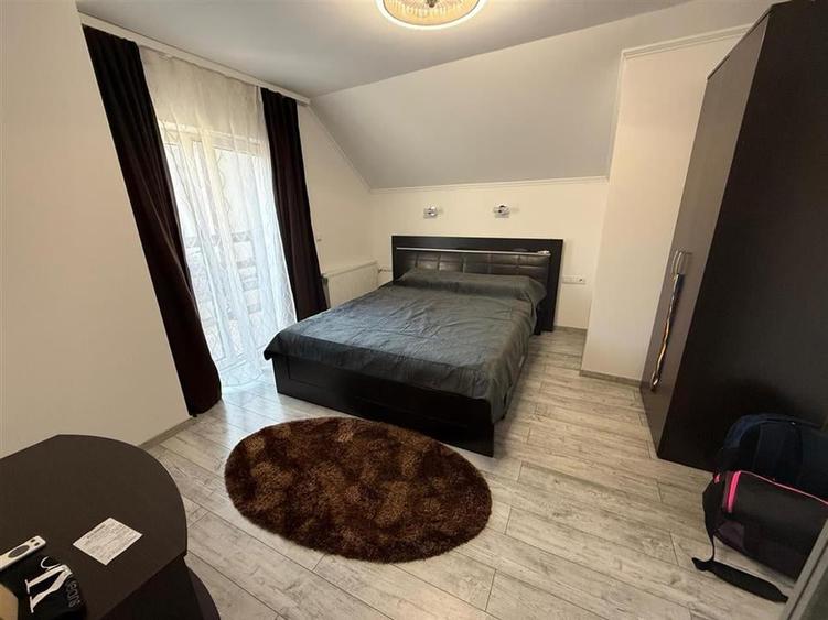Casă individuală cu 5 camere cu Canalizare în Terezian