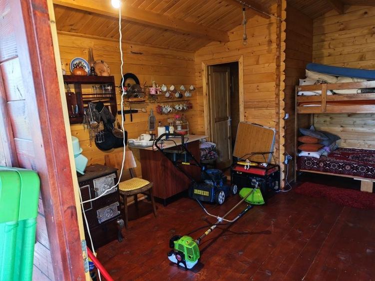 Casă cu 1 camere în Inuri