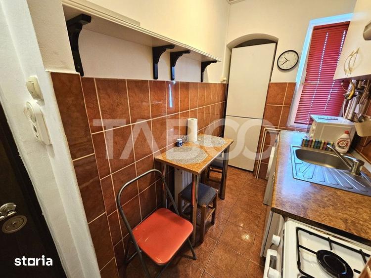 Apartament cu 2 camere nedecomandat, mobilat în Mihai Viteazul