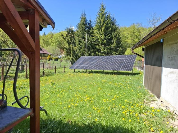 Casă individuală cu 13 camere cu Canalizare în Cheia