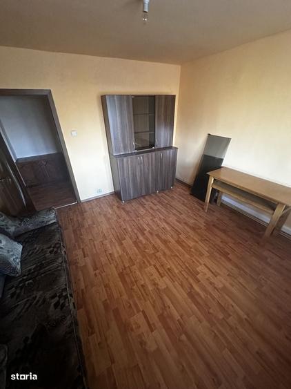 DE VANZARE: Apartament + Spatiu Comercial cart 1 Mai - 5